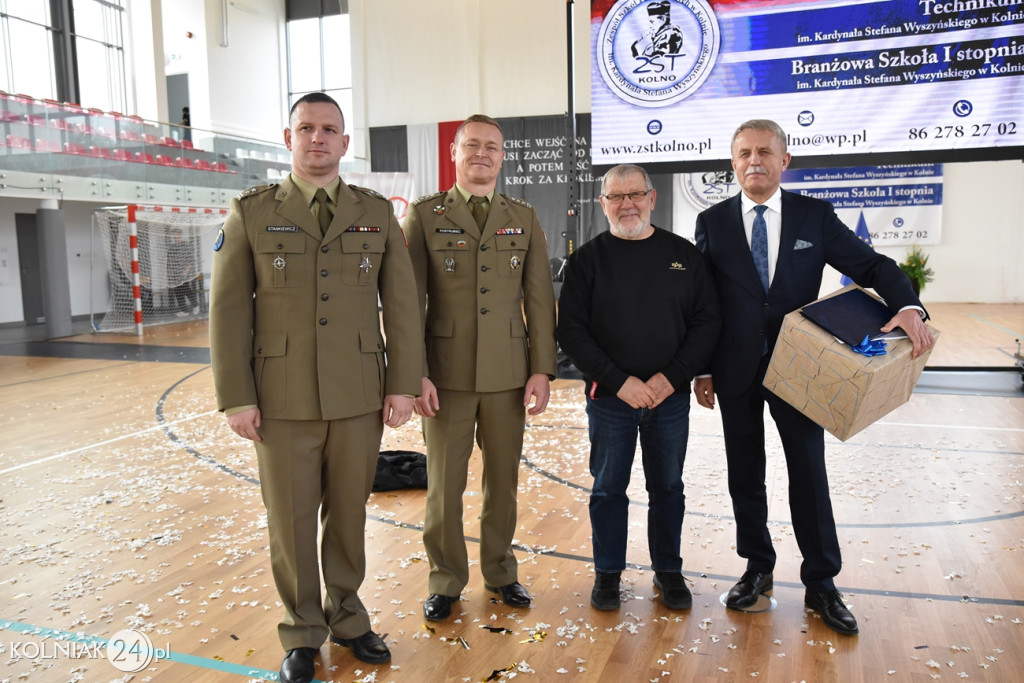 Oficjalnie otwarto nowoczesną salę sportową