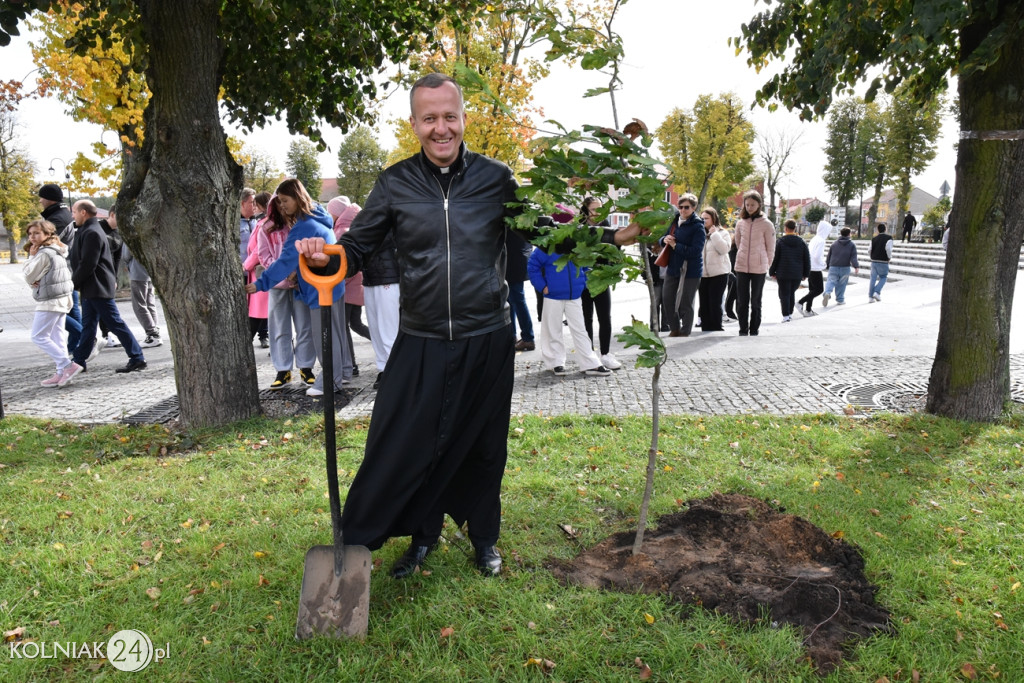 „600 lat tradycji, 600 drzew przyszłości”