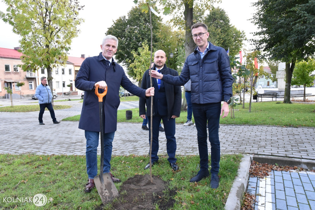 „600 lat tradycji, 600 drzew przyszłości”