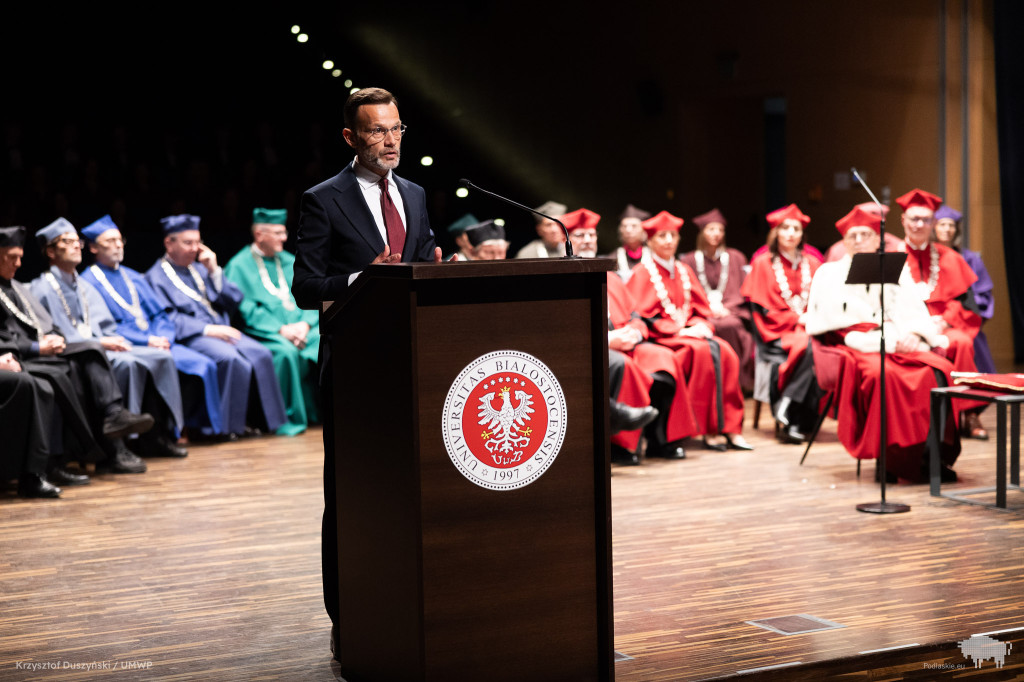 Ponad 8,5 tysiąca studentów rozpoczęło nowy rok akademicki na Uniwersytecie w Białymstoku