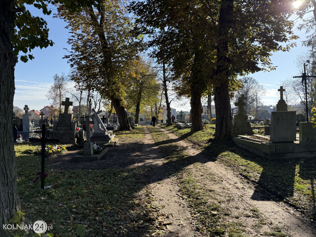 Wszystkich Świętych w Kolnie, Lachowie i Grabowie