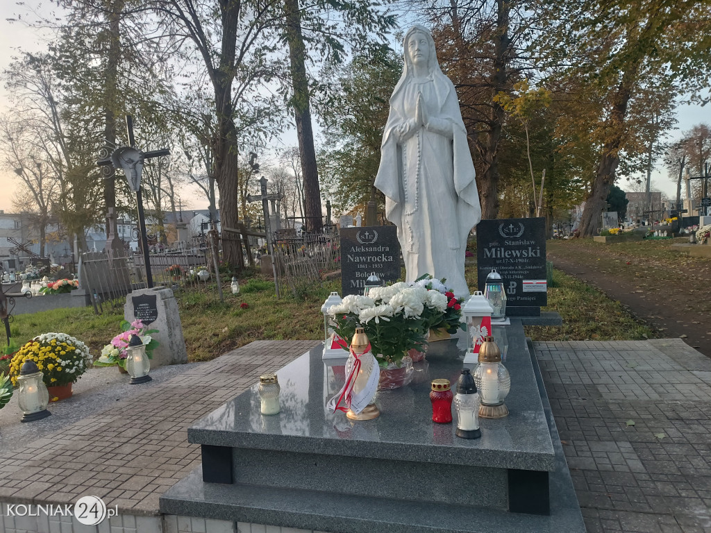 Wszystkich Świętych w Kolnie, Lachowie i Grabowie