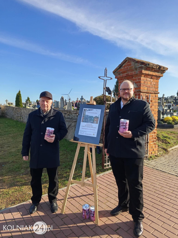 Kwesta na cmentarzu w Grabowie