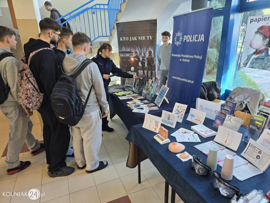 Stoisko w ZST Kolno