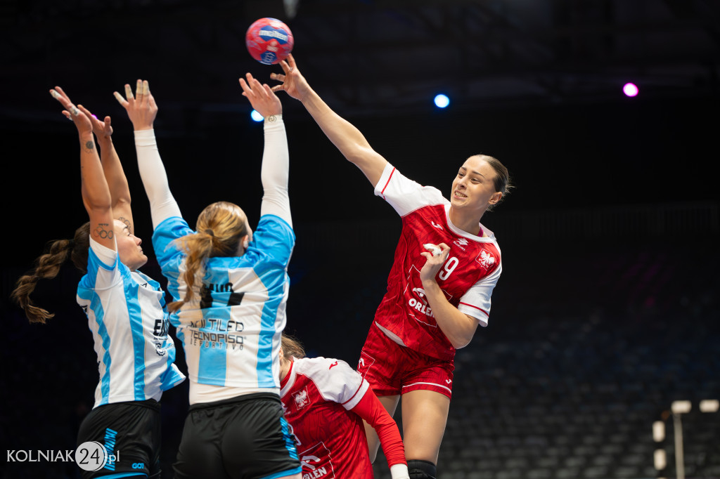 Polska – Argentyna 28:25 (14:15)