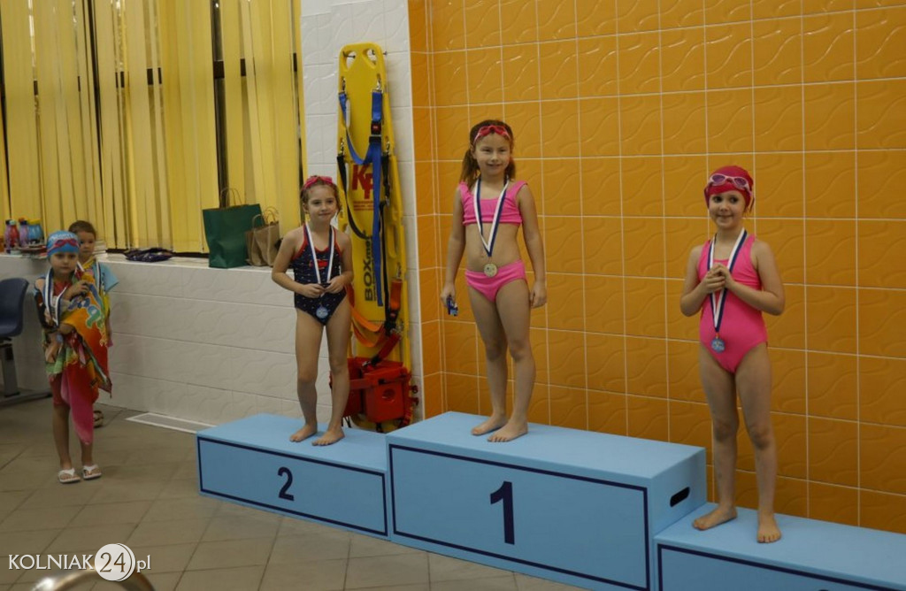 III MIKOŁAJKOWE ZAWODY PŁYWACKIE