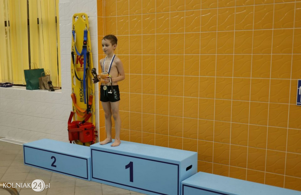 III MIKOŁAJKOWE ZAWODY PŁYWACKIE