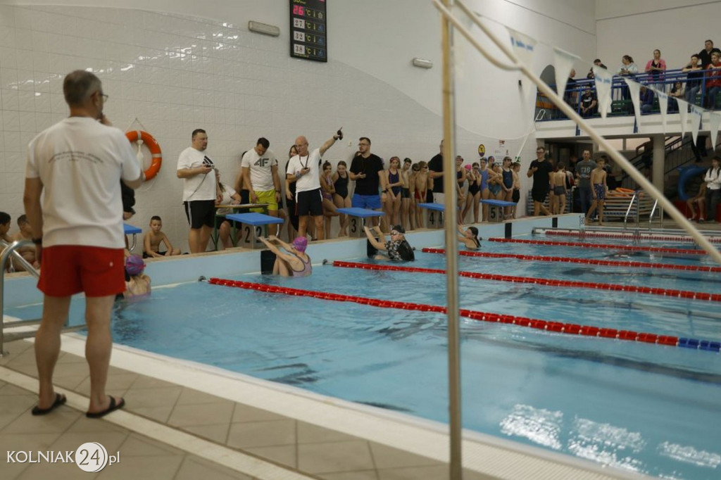 III MIKOŁAJKOWE ZAWODY PŁYWACKIE