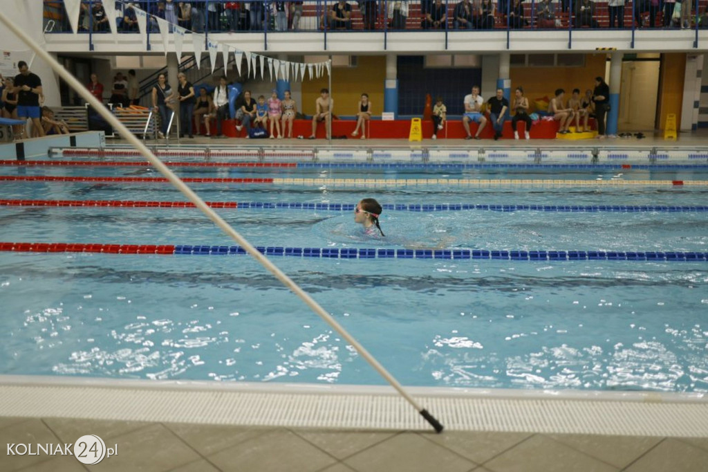 III MIKOŁAJKOWE ZAWODY PŁYWACKIE