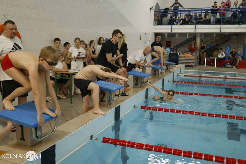 III MIKOŁAJKOWE ZAWODY PŁYWACKIE