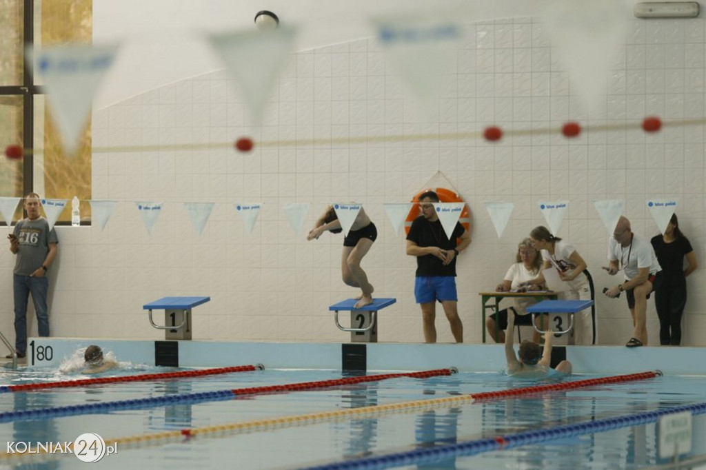 III MIKOŁAJKOWE ZAWODY PŁYWACKIE