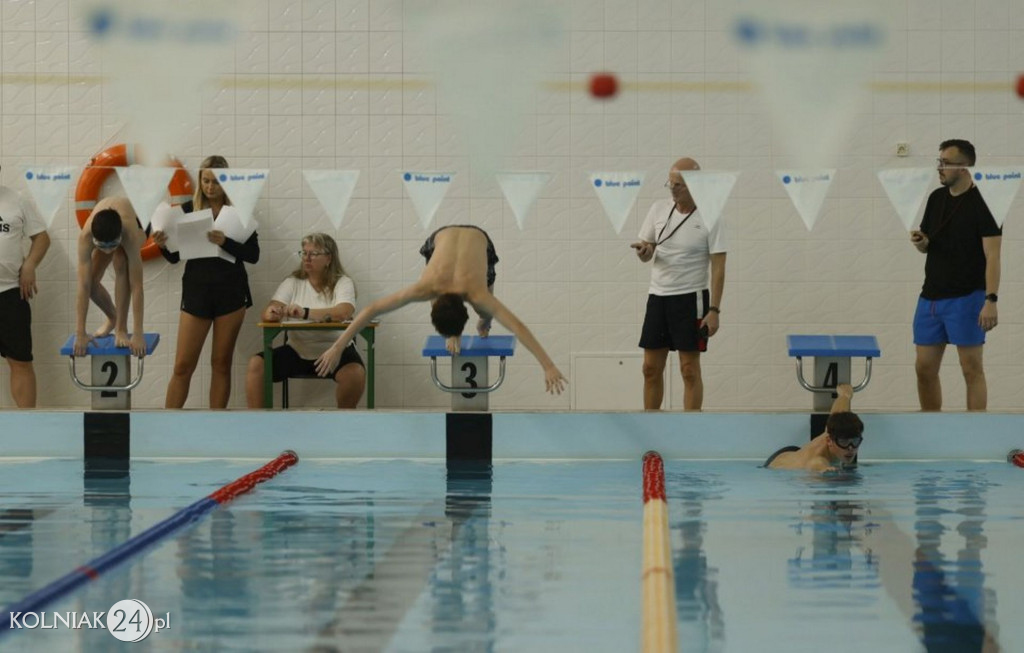 III MIKOŁAJKOWE ZAWODY PŁYWACKIE