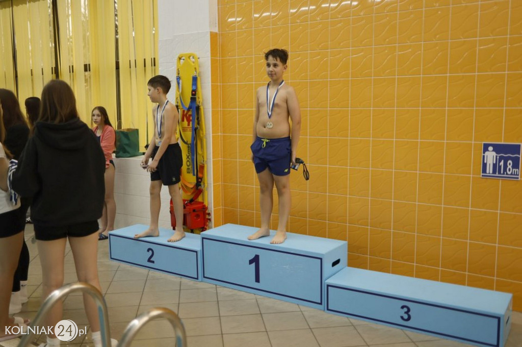 III MIKOŁAJKOWE ZAWODY PŁYWACKIE