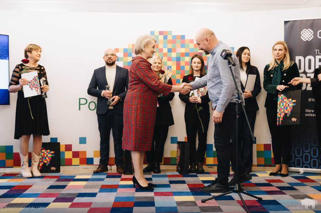 Trzecia edycja konkursu „Nagradzamy NGO”