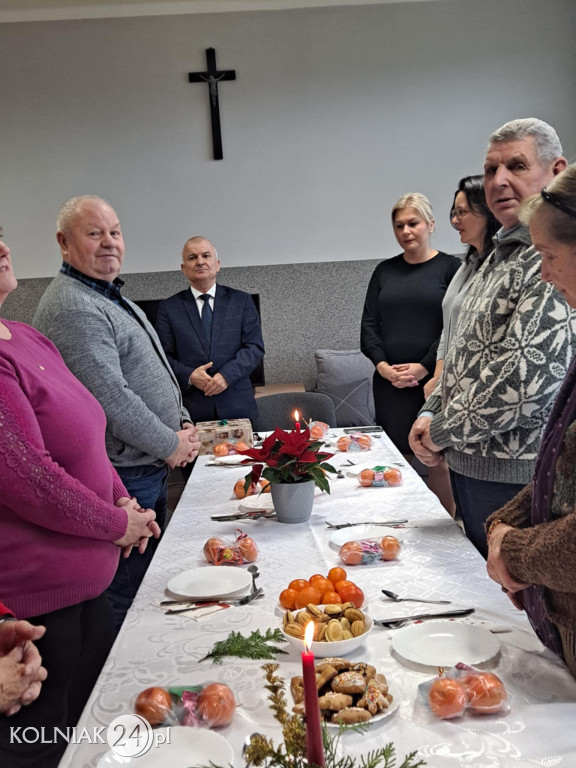 Spotkanie Wigilijne w Klubie Senior+ w Chełchach