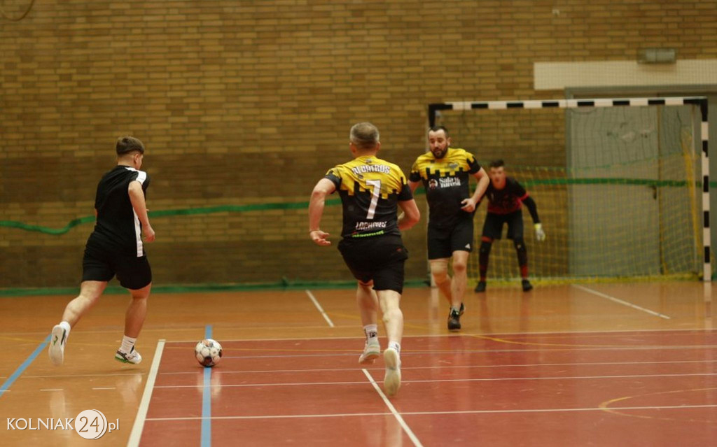 Halowa Liga Piłki Nożnej