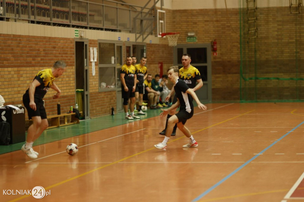 Halowa Liga Piłki Nożnej