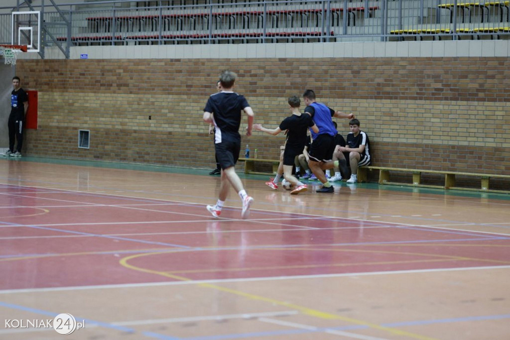 Halowa Liga Piłki Nożnej