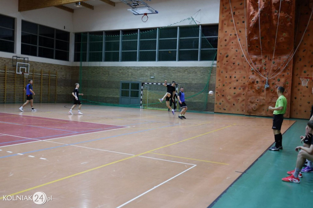 Halowa Liga Piłki Nożnej