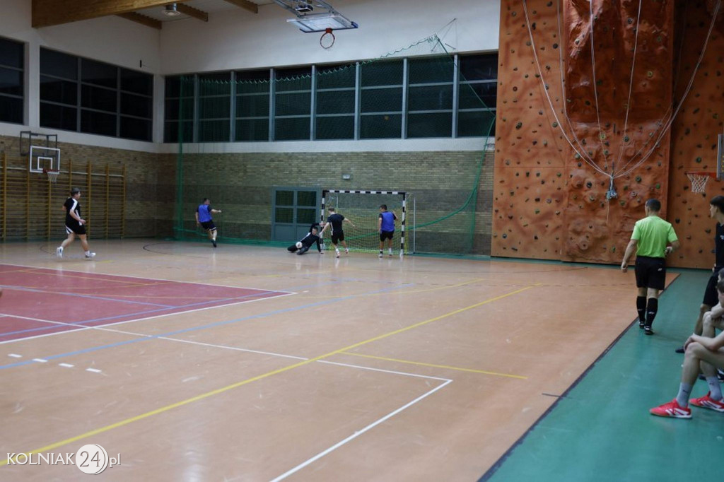 Halowa Liga Piłki Nożnej