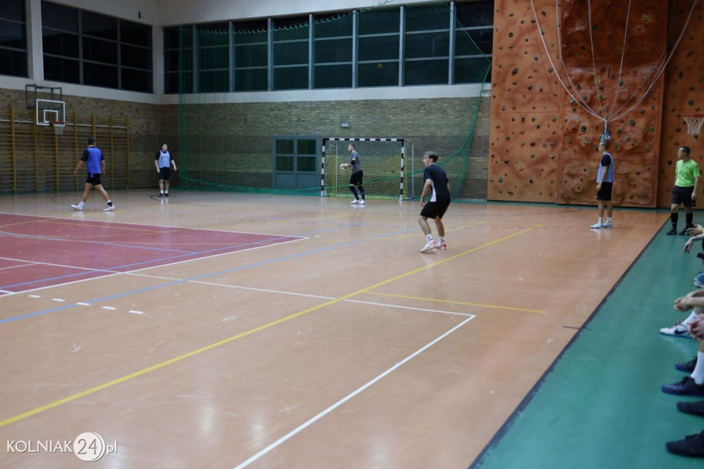 Halowa Liga Piłki Nożnej