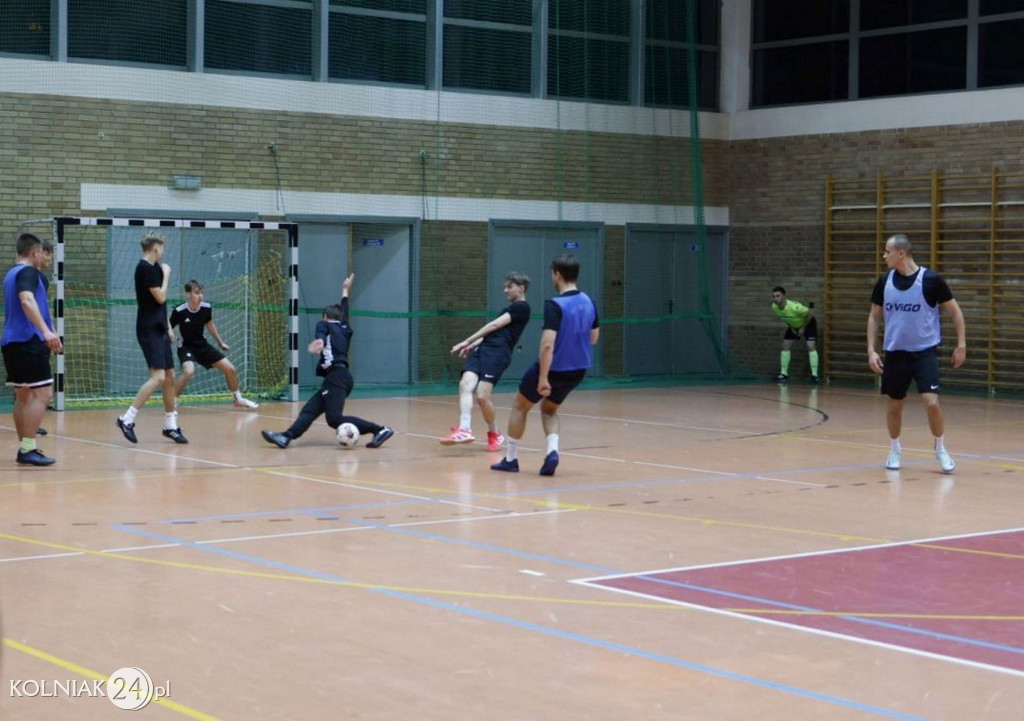 Halowa Liga Piłki Nożnej