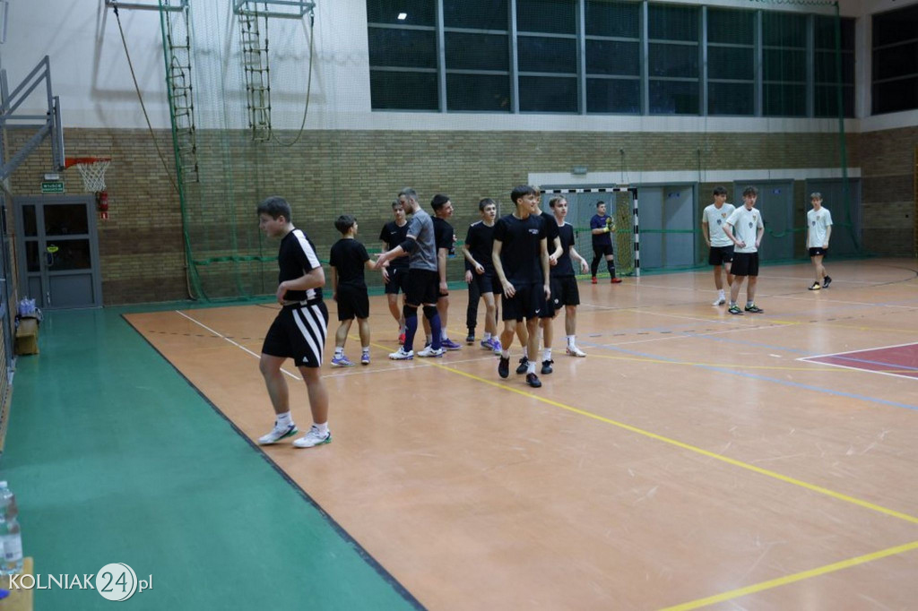 Halowa Liga Piłki Nożnej