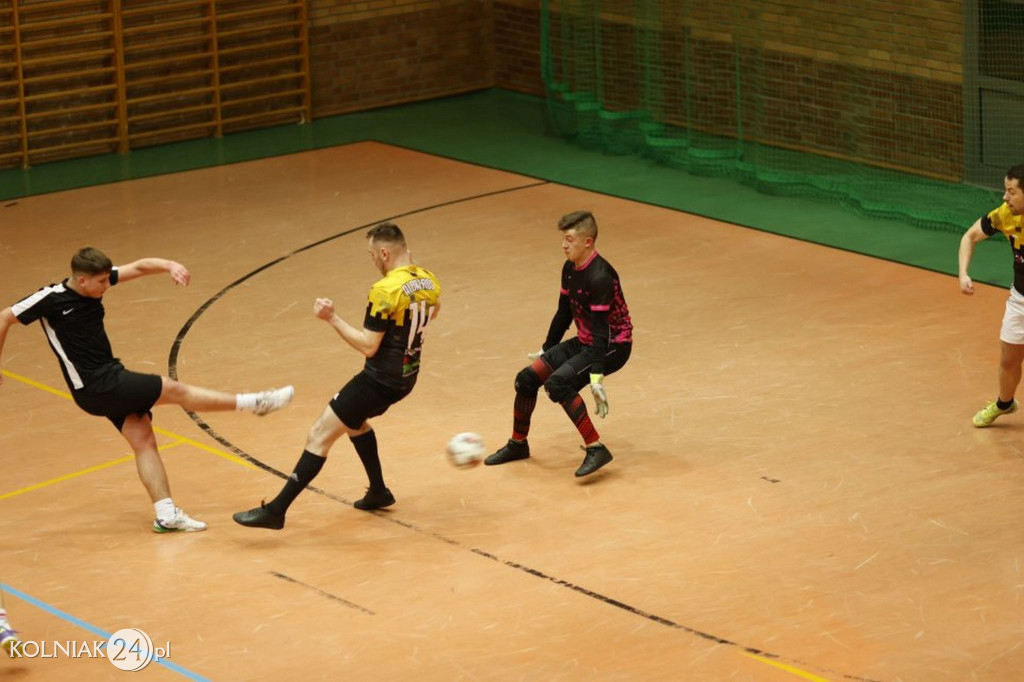 Halowa Liga Piłki Nożnej