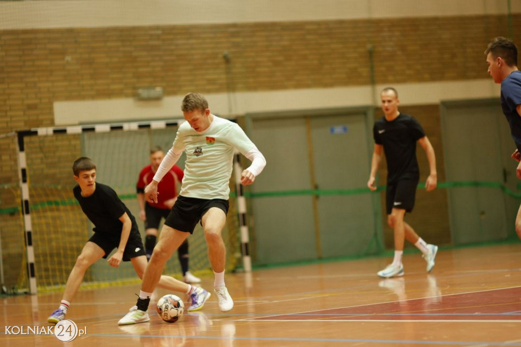 Halowa Liga Piłki Nożnej