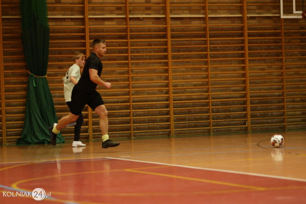 Halowa Liga Piłki Nożnej