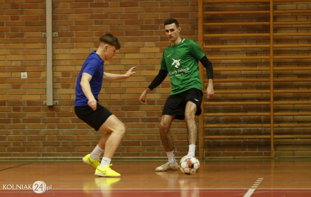 Halowa Liga Piłki Nożnej