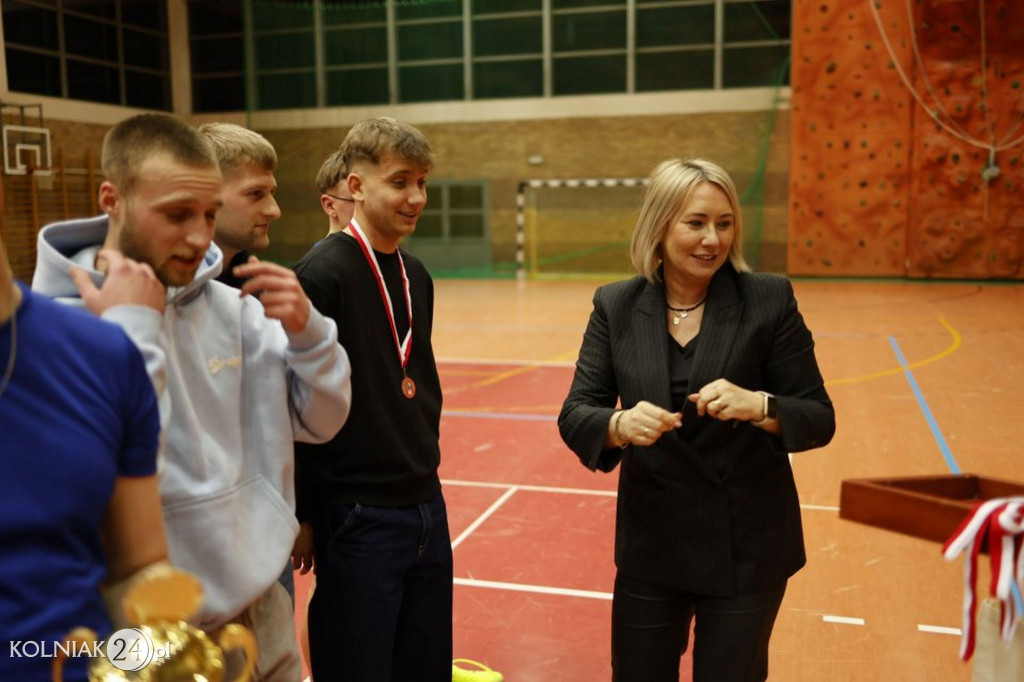 Halowa Liga Piłki Nożnej