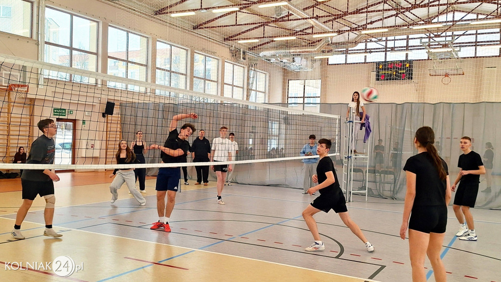 Szkolny Turniej Siatkówki Mixy