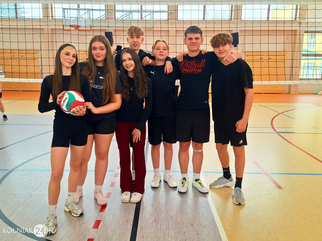 Szkolny Turniej Siatkówki Mixy