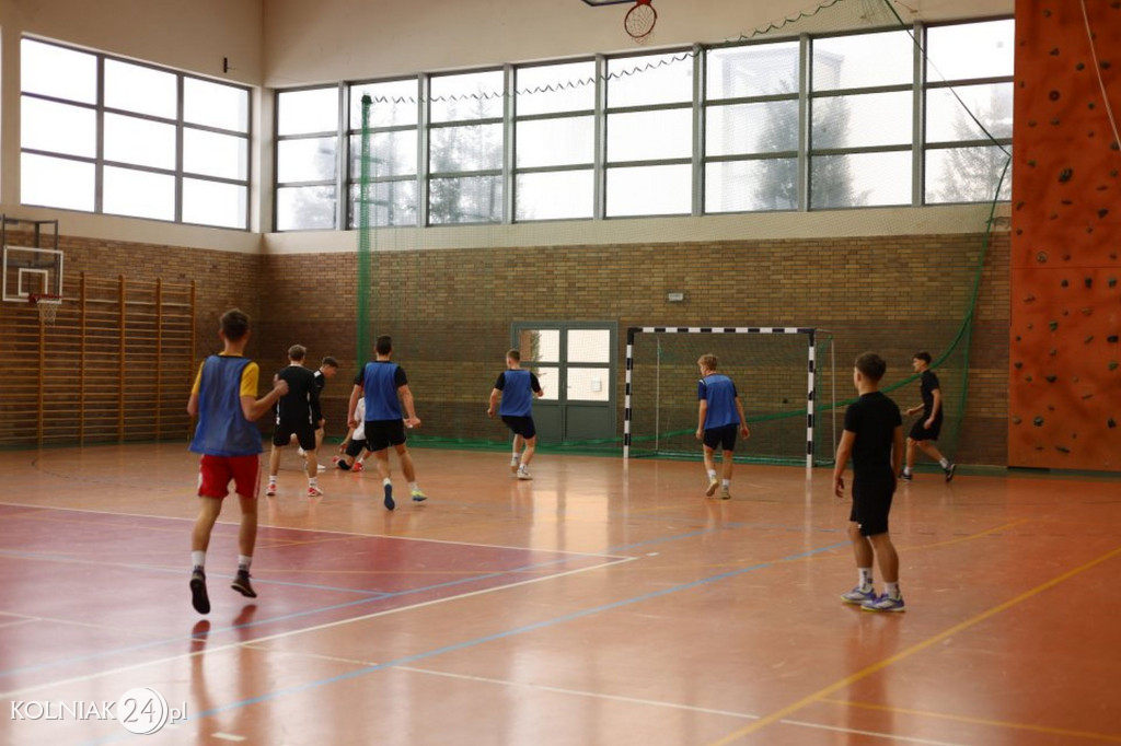 Zimowy Turniej Halowej Piłki Nożnej