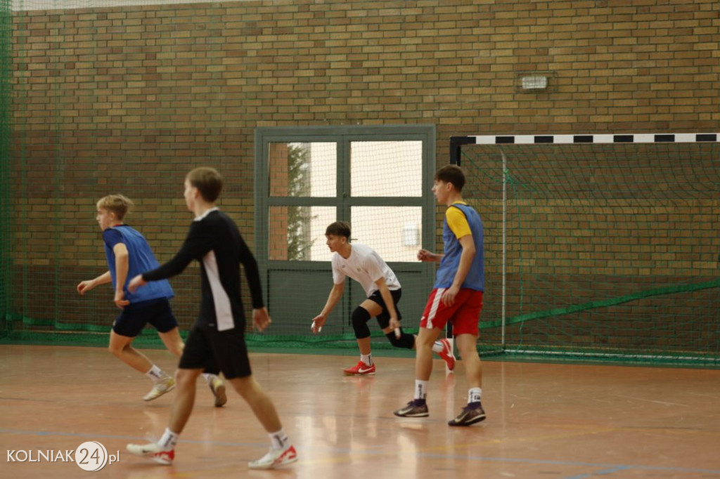 Zimowy Turniej Halowej Piłki Nożnej