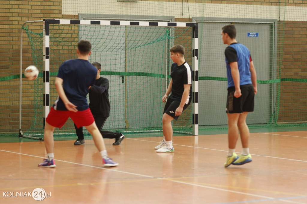 Zimowy Turniej Halowej Piłki Nożnej