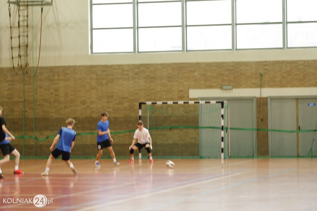 Zimowy Turniej Halowej Piłki Nożnej