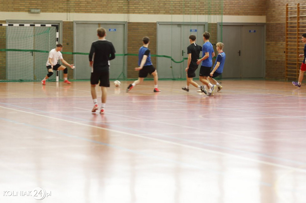 Zimowy Turniej Halowej Piłki Nożnej