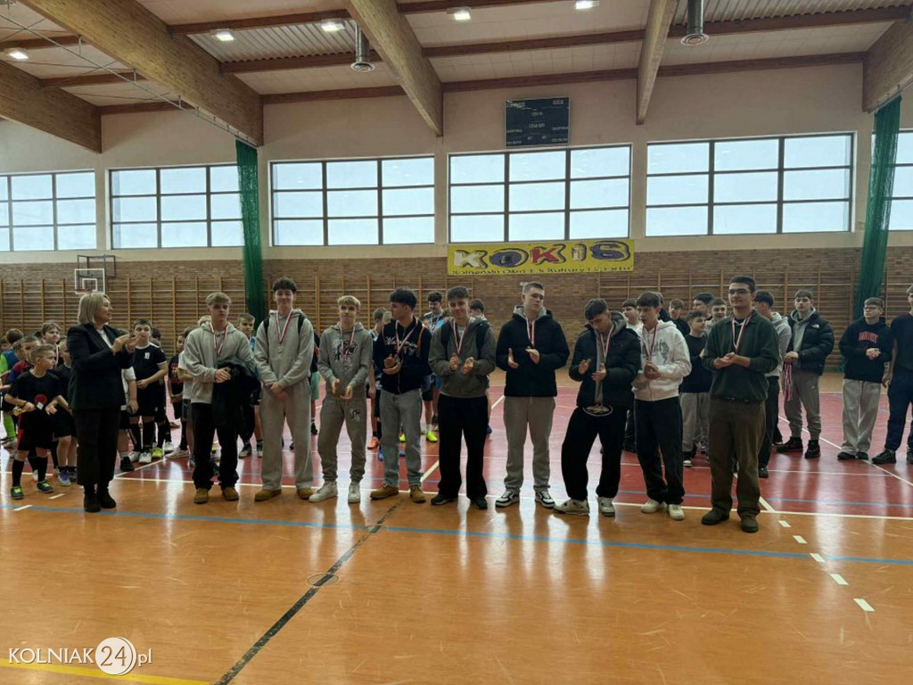 Zimowy Turniej Halowej Piłki Nożnej