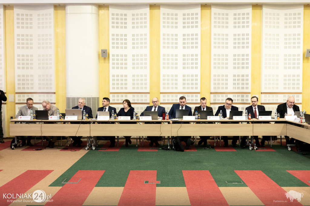 Sesja sejmiku województwa