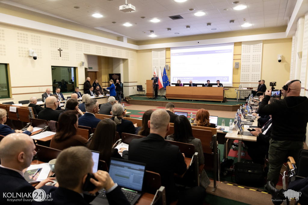 Sesja sejmiku województwa