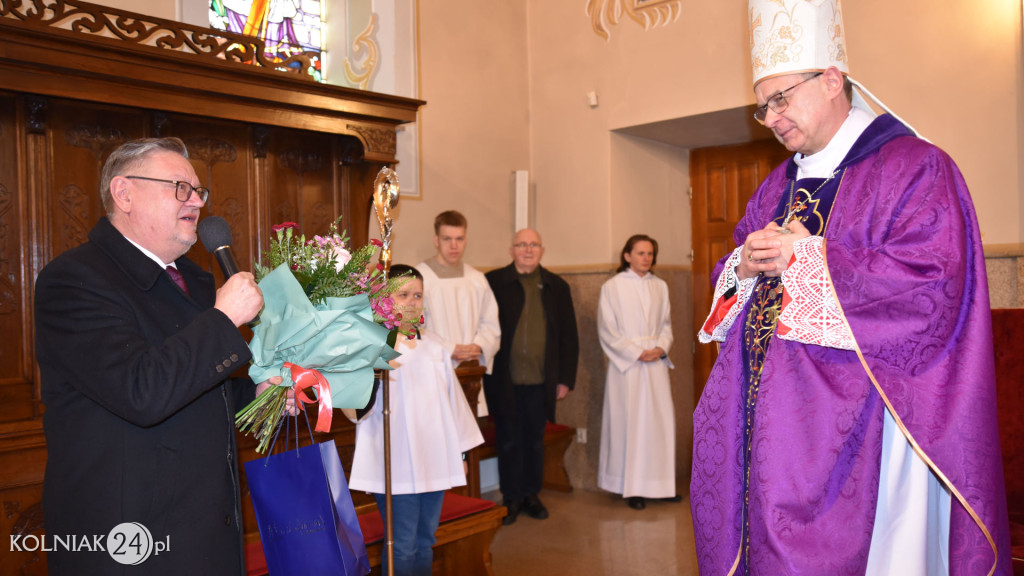 Hołd pod pomnikiem Niezłomnych w Kolnie