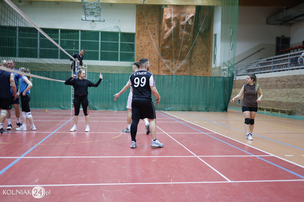 Zakończenie Turnieju Piłki Siatkowej Drużyn Mieszanych