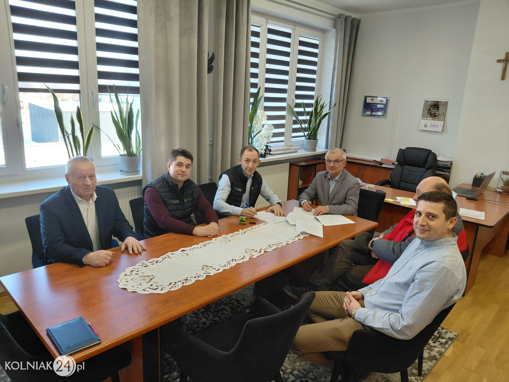 Zakup i dostawa ciągnika