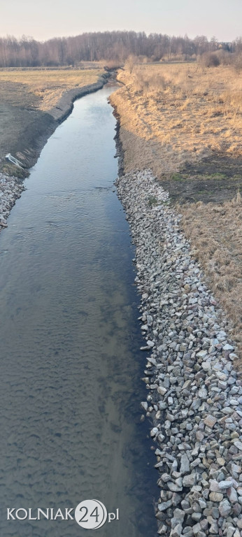 Rów melioracyjny przy obwodnicy Kolna