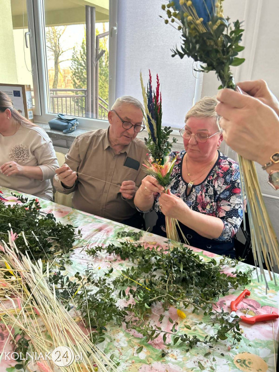 Tworzenie tradycyjnych palm wielkanocnych