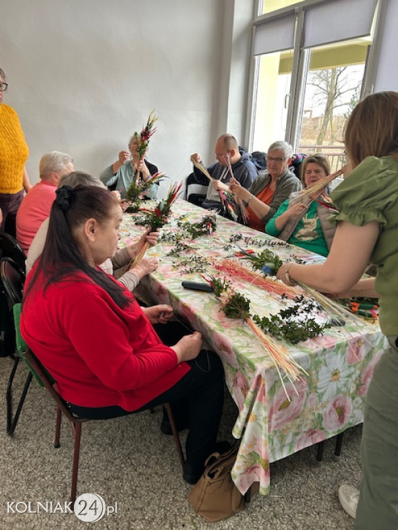 Tworzenie tradycyjnych palm wielkanocnych