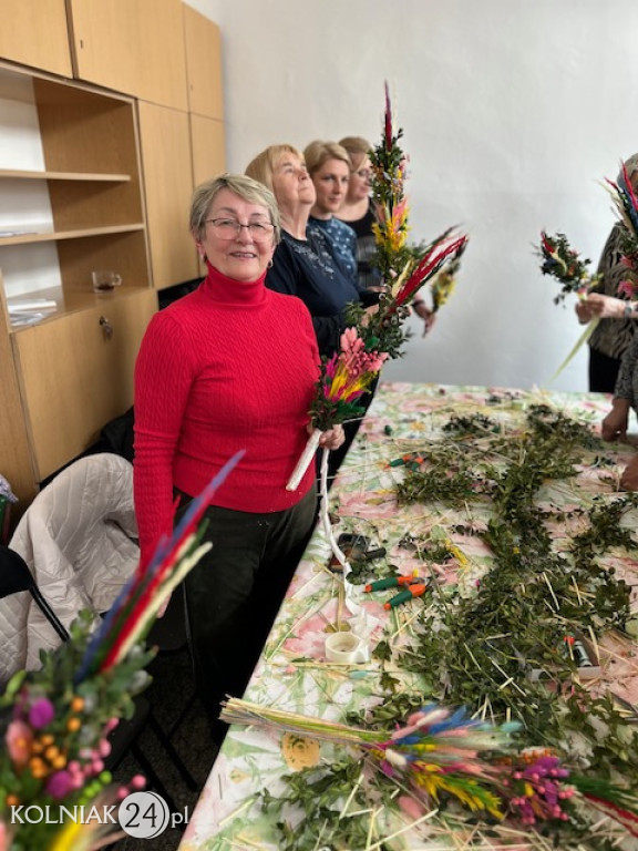 Tworzenie tradycyjnych palm wielkanocnych