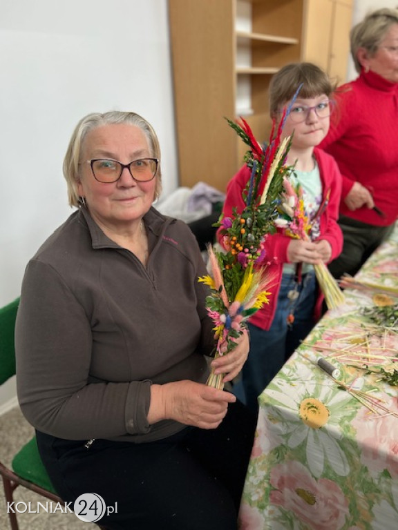 Tworzenie tradycyjnych palm wielkanocnych